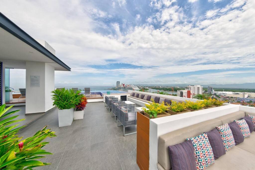 ¡Hermoso Condo Con Espectacular Vista A La Bahia!! Пуэрто-Вальярта Экстерьер фото