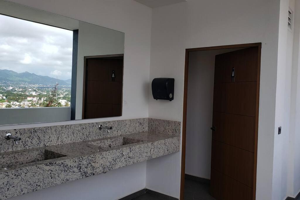 ¡Hermoso Condo Con Espectacular Vista A La Bahia!! Пуэрто-Вальярта Экстерьер фото