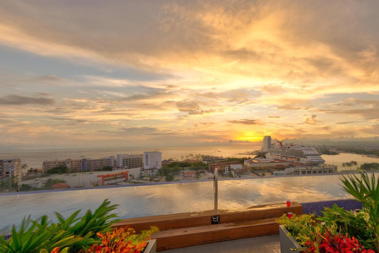 ¡Hermoso Condo Con Espectacular Vista A La Bahia!! Пуэрто-Вальярта Экстерьер фото